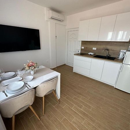 Apartments Vinse Near Rab Center راب المظهر الخارجي الصورة